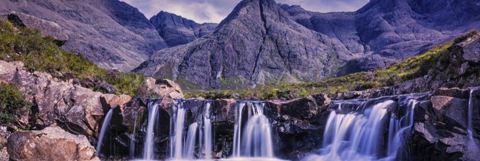 マーケティング会社 山形 ブランディング会社 山形 シセイラボ 創造性で資産を増やすマーケティングパートナー ログライン プロジェクトマネジメント App開発 戦略 システム開発 Google広告 Pinterest広告運用